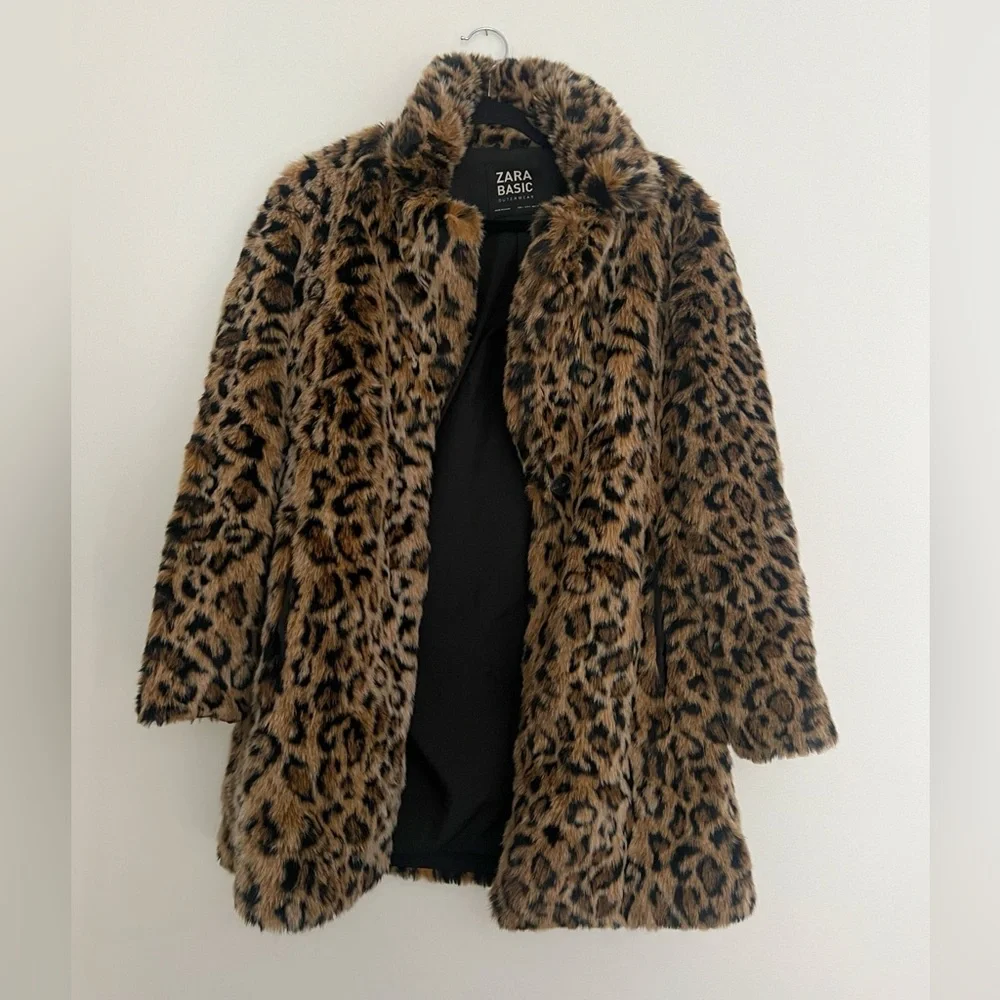Zara faux fur coat - Picture 1 of 5